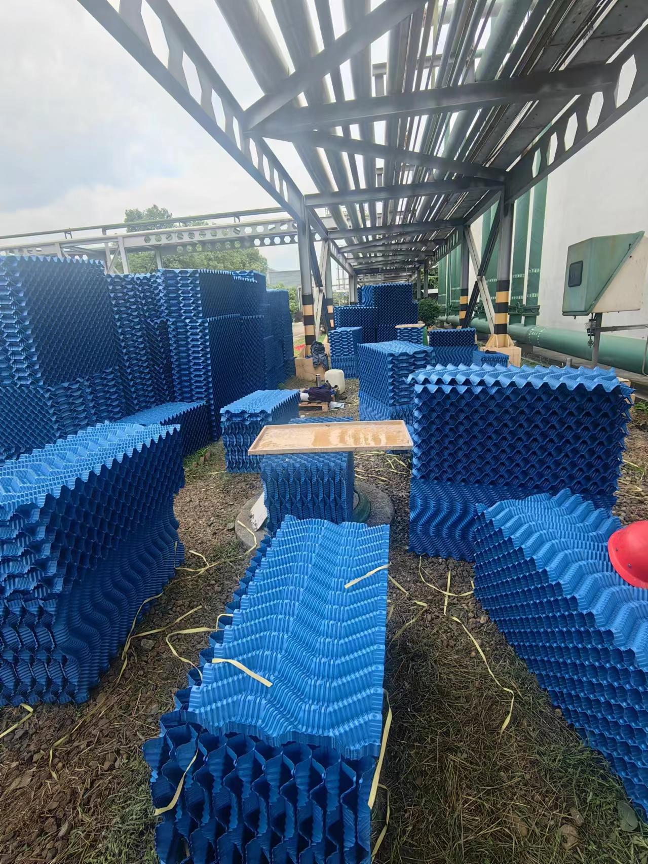 冷却塔填料安装